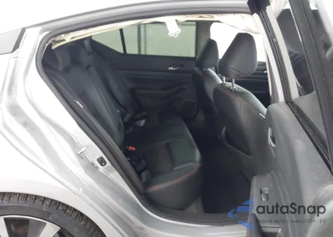 2021 Nissan Altima Sr Fwd z USA, uszkodzony, nr VIN 1N4BL4CV1MN409671